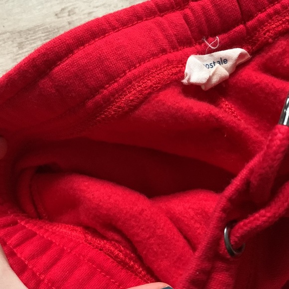 RED aero 1987 sweat pants!! These pants are so comfy and new!!!IM OBSESSED 🤩 - Picture 2 of 4